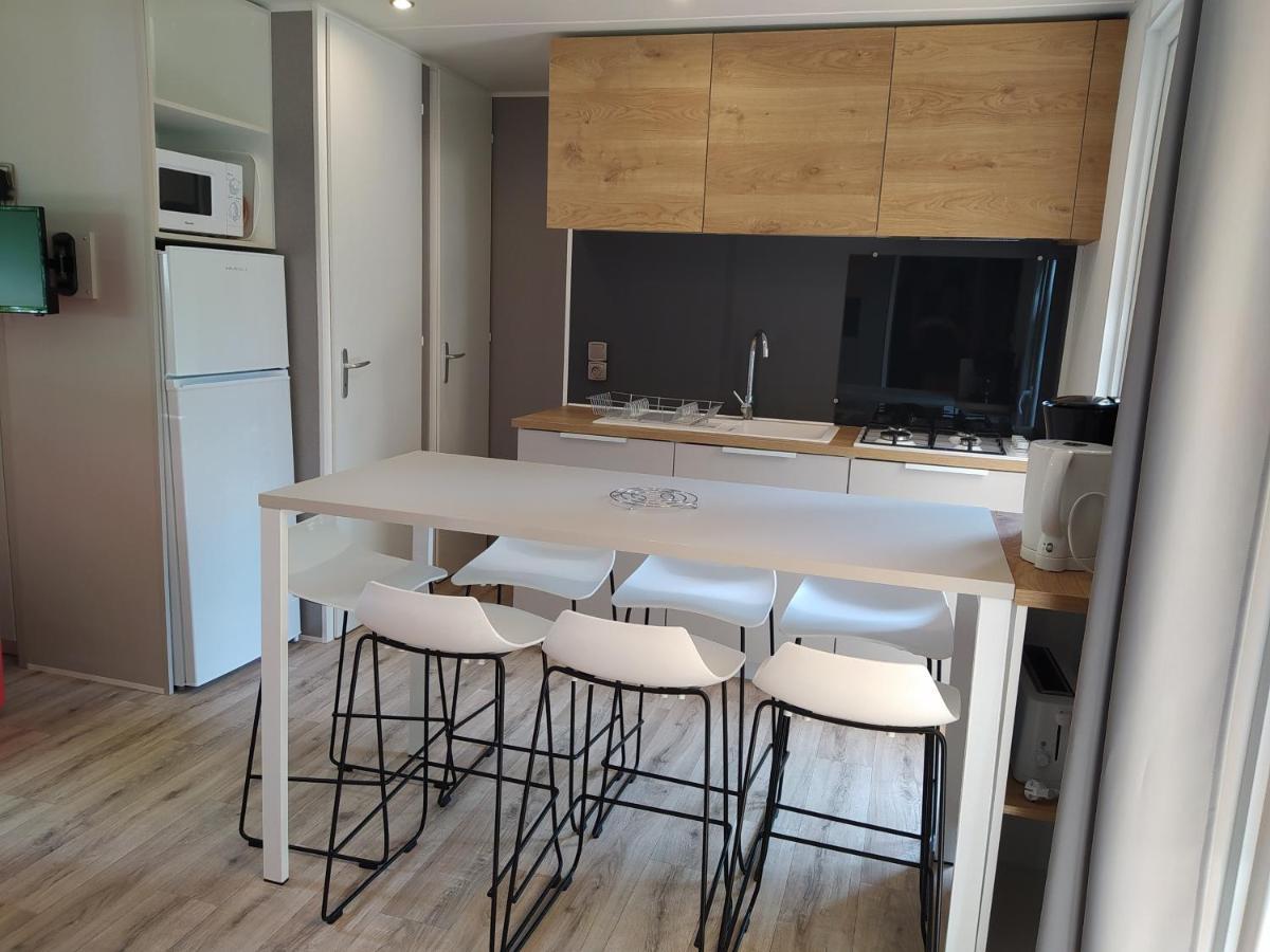 Mobile Home Tout Confort C13 Domaine De Lanniron Quimper Exterior photo